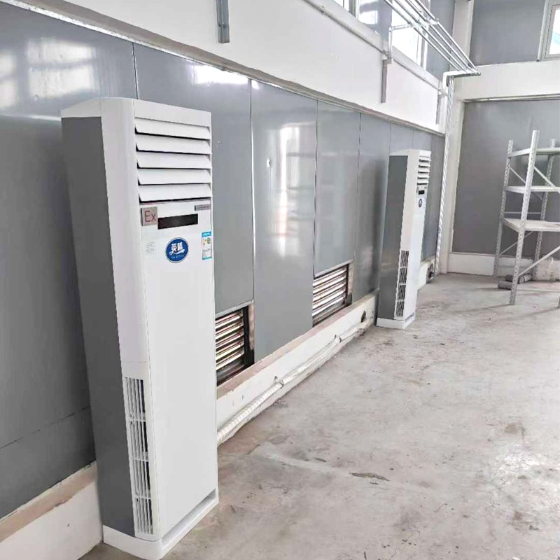 英騰3匹柜機(jī)安裝現(xiàn)場 垃圾處理廠使用